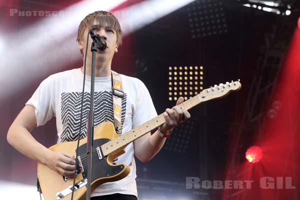 DRENGE - 2015-06-23 - PARIS - Place de la Republique - 